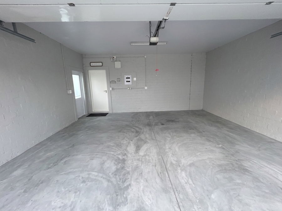 To Let 3 Bedroom Property for Rent in Sunningdale Western Cape
